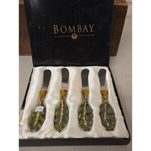 4 Bombay Leaf Design Spreader Knives Rhinestone Accents Shiny Cloisonne